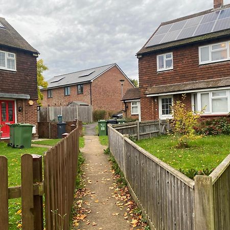Cosy Apartment With Private Access And Kitchenette In Guildford (Adults Only) Worplesdon Exterior foto